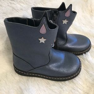 blue cat boots